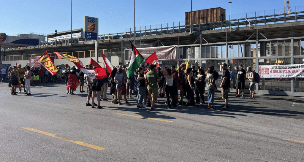 Una mattinata di caos e coscienza a Genova